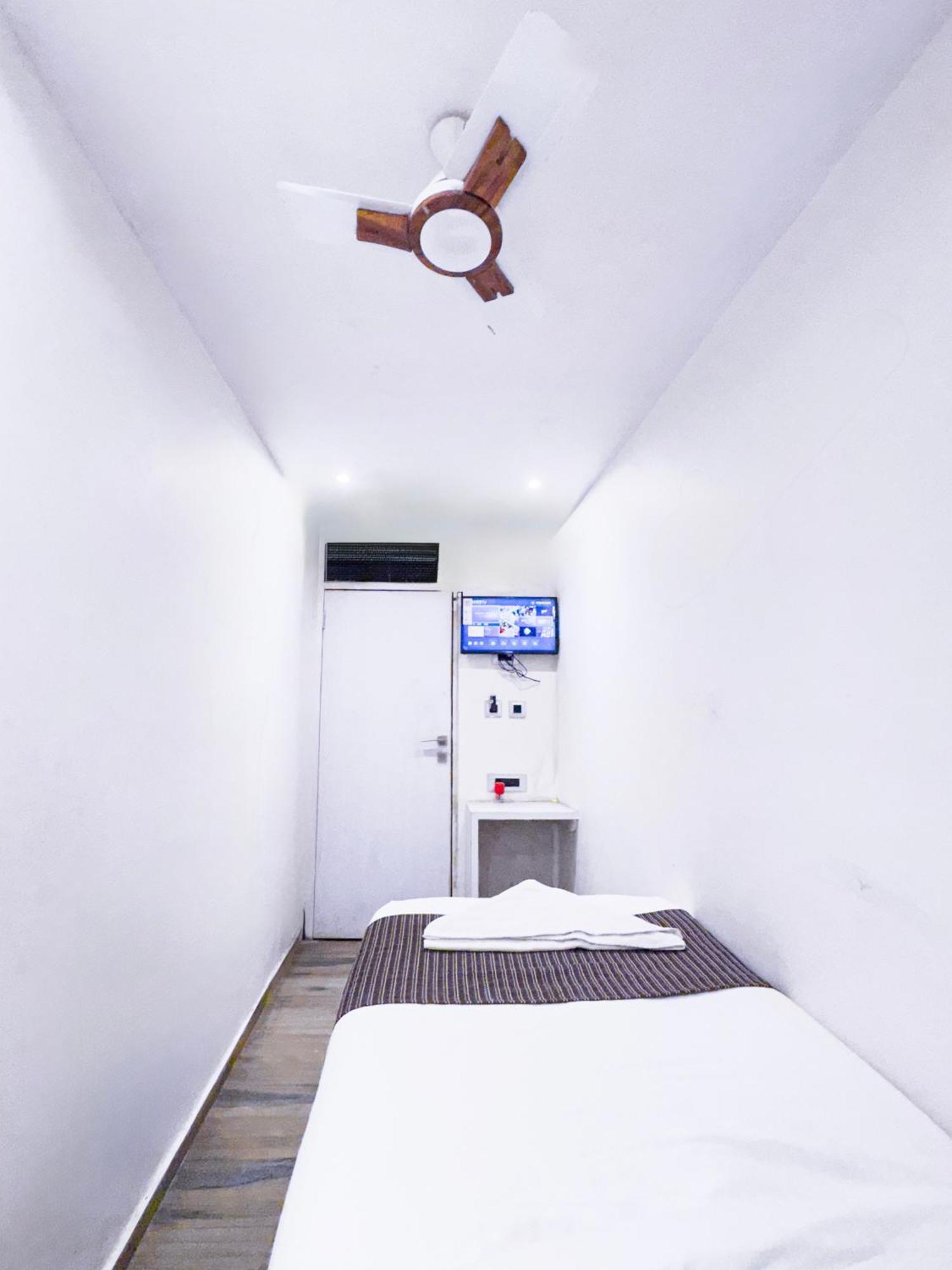 Hotel Winton Mumbai Exterior foto